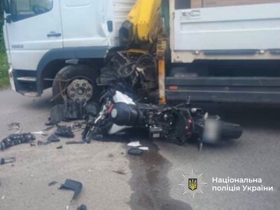 На Юзвинській у Вінниці сталася смертельна ДТП: загинули мотоцикліст та його 16-річний пасажир