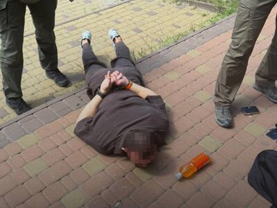 НАБУ та САП повідомили про підозру особі, яка вимагала 1 млн  доларів за уникнення екстрадиції до Росії
