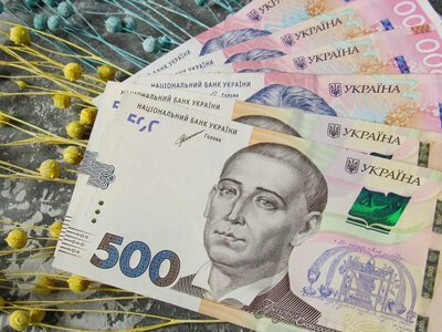 Якщо пенсія 4000 гривень, виплата буде 40000: як отримати допомогу — PMG.ua