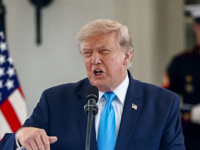 Війна на виснаження: удар по НПЗ у Росії та дипломатичні сумніви Трампа