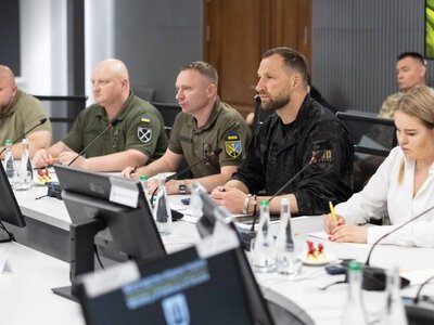 Хмара представив США нову військову команду Драпатого
