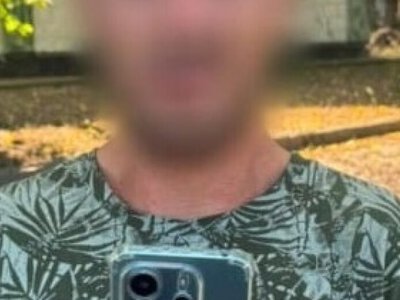 Пограбував жінку на подвір'ї приватного будинку: у Кам’янському районі судитимуть 37-річного чоловіка