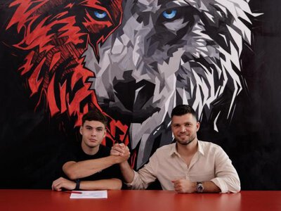 Верес продовжив контракт із 21-річним центрбеком