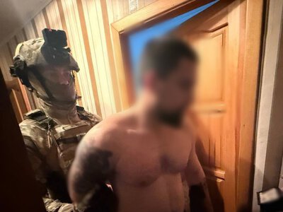 У Києві шахрай ошукав волонтера на 900 тисяч гривень