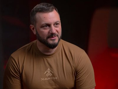 Зеленський повідомив про замах на командира Хартії Ігоря Оболєнського