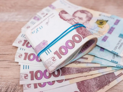 Українцям без диплома готові платити понад 50 тисяч: кого роботодавці шукають просто зараз