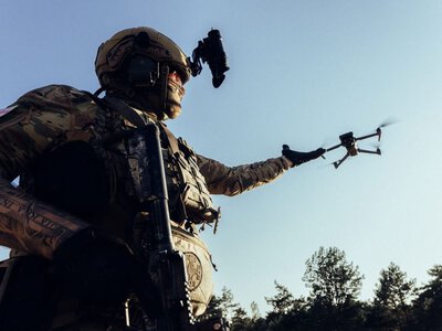 Нацгвардійцям, прикордонникам і поліцейським на фронті збільшать виплати: деталі