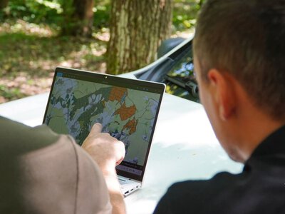 На тлі спеки до +37 °C у лісах Карпатського регіону запровадили посилений режим охорони