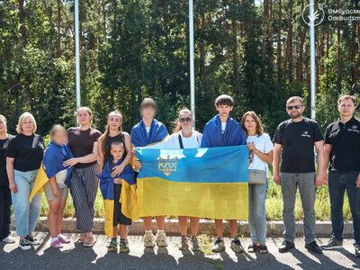 Ще чотирьох українських дітей вдалося повернути з окупованих територій за сприяння Меланії Трамп