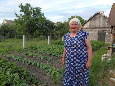 76-річна волинянка порається на городі та захоплюється «тихим» полюванням (Фото)