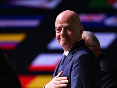 ФІФА відмовилася від плану продати частки прав на чемпіонати світу після погроз бойкоту і критики