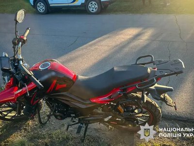 На Полтавщині мотоцикліст збив 7-річного хлопчика