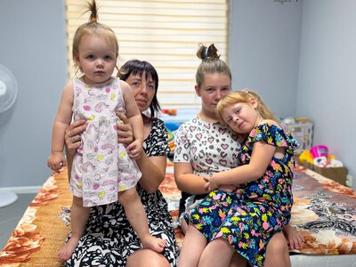 «Мріємо лише про одне - більше нікуди не тікати»: родина з трьома дітьми знайшла прихисток у Запоріжжі (фото, відео)