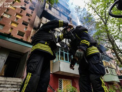 Через російські обстріли Херсона загинула жінка, поранені ще кілька людей