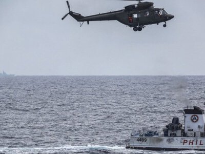 Китай провів військові і морські патрулювання біля спірної мілини у Південнокитайському морі