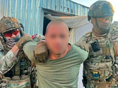 В Одесі затримали двох нападників у військовій формі, які пограбували подружжя