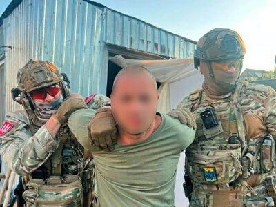 Чоловіки у військовій формі в Одесі пограбували подружжя, забравши гроші на лікування та поховання сина
