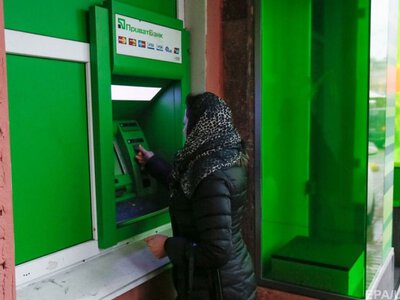 ПриватБанк назвав ліміти для пенсіонерів: скільки можна зняти й переказати