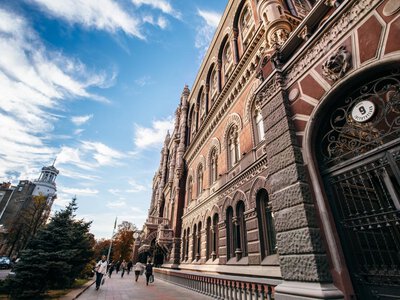 Українцям пояснили, через які перекази банк може заблокувати рахунок
