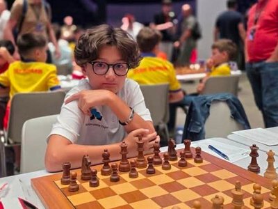 Юний шахіст з Миколаєва Павло Узун – із командним «сріблом» чемпіонату Європи (ФОТО)