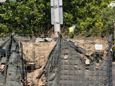 У Херсоні та Дар’ївці троє поранених від дронових атак, жінка – у критичному стані
