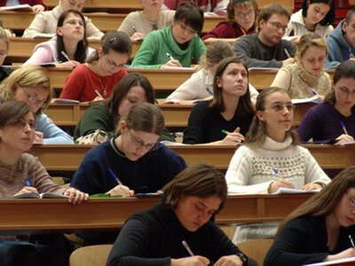 Студентів-бюджетніків більше не змушуватимуть відпрацьовувати після закінчення вишів
