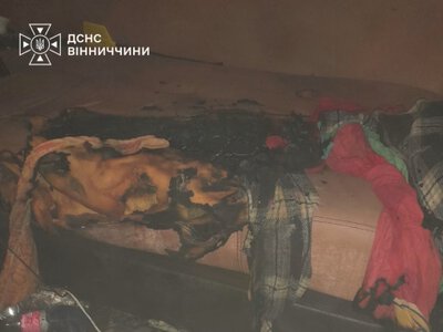 Недопалок ледь не коштував життя: у Вінниці через куріння в ліжку чоловік потрапив до лікарні