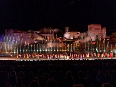 The Guardian: французька компанія Puy du Fou співпрацювала з підсанкційним олігархом РФ у Криму