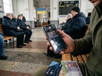 Гроші зникають за хвилини: поліція розкрила нові схеми телефонних шахраїв