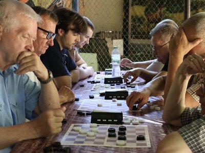 В Іршавській громаді відбувся турнір з шашок «Хід Незламних» для ветеранів ЗСУ