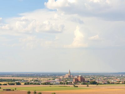 Погода в Херсоні 3 серпня 2026: ясний та спекотний день