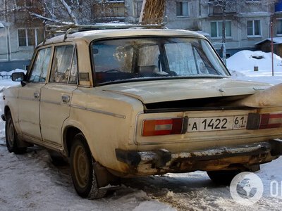 Навіщо радянські водії возили в багажнику шматок лінолеуму: відповідь здивує