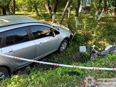 У Рокитному після зіткнення з авто травмувалася 17-річна водійка мопеда