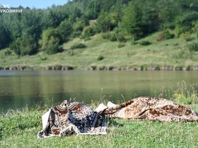 У ставку на Буковині  втопилося двоє чоловіків, 8-річну дівчинку врятували