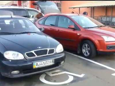 Наліпка може коштувати 5100 грн: у Раді хочуть посилити покарання для водіїв