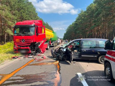 Раптово виїхав на зустрічку: у ДТП на Волині загинув водій із Рівненщини