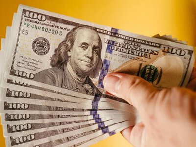 Долар знову готує сюрприз українцям: що буде з курсом у серпні
