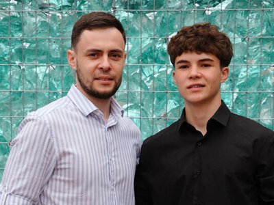 14-річний син українського співака отримав серйозні опіки під час відпочинку: в якому він стані