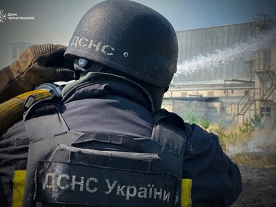 Росія атакувала Чернігів ударним дроном: постраждали двоє людей, виникли пожежі