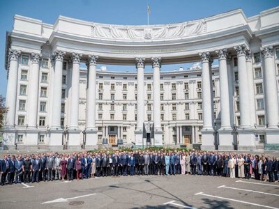 Зеленський: пріоритетом українських послів має бути антибалістичний проєкт «Фрея»