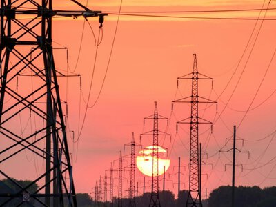 Румунія почала імпортувати електроенергію з України, щоб покрити дефіцит