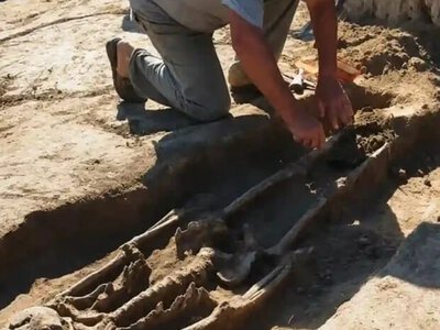 Археологи знайшли на Одещині загадкове поховання римлянина: чого бракувало скелету
