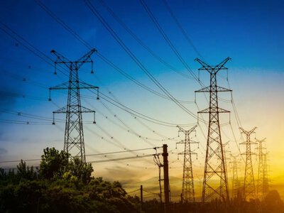 Румунія почала закуповувати електроенергію з України через зупинку блоку АЕС