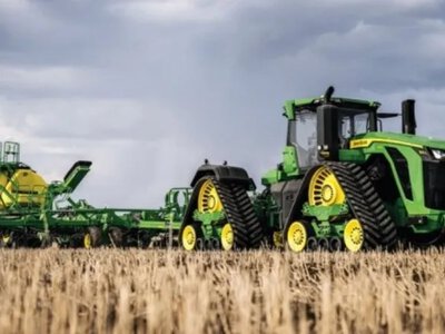 Найпотужніший трактор John Deere 9RX 830 прибув в Україну