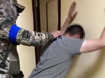 Коригував удари по АЗС і передавав дані про військову частину: СБУ викрила агента РФ