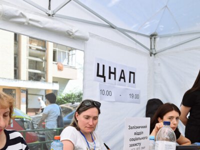 Після ракетного удару по Львову 35 людей тимчасово поселили в готелях і прихистках