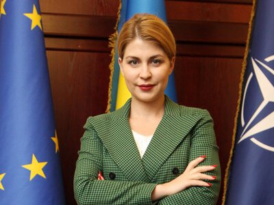 Зеленський звільнив Ольгу Стефанішину з посади посла України у США
