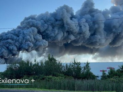 У росії знову дрони уразили НПЗ у Сизрані. Горить також склад Wildberries