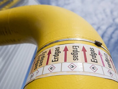 Ринкові тарифи злетіли: газ та електроенергія можуть подорожчати удвічі найближчими місяцями