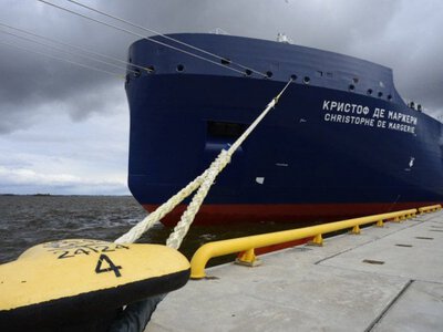 FT: Росія розширює «тіньовий» флот для перевезення зрідженого газу, щоб обійти посилення санкцій ЄС